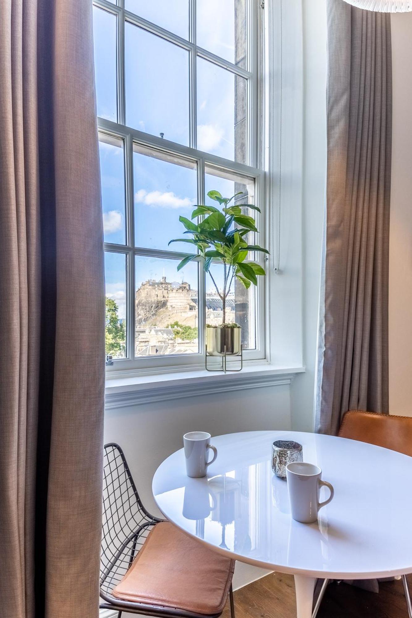 No1 Apartments Edinburgh - George IV Bridge Bagian luar foto