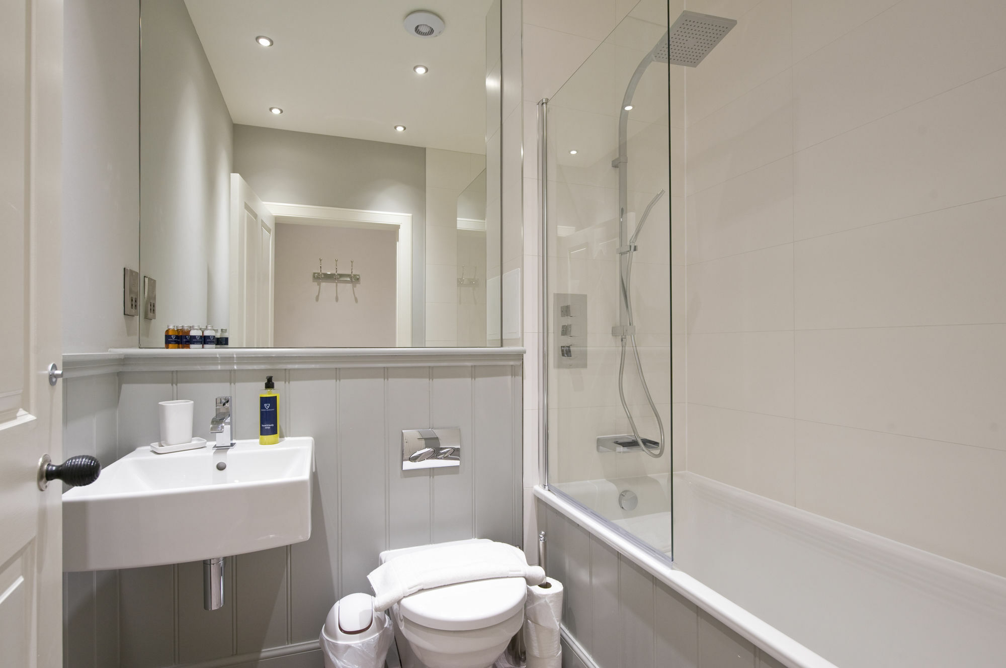 No1 Apartments Edinburgh - George IV Bridge Bagian luar foto